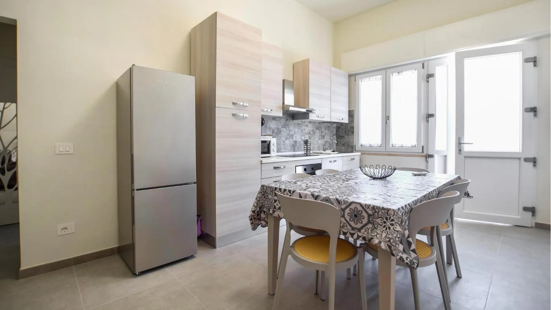Lovely Apartment In Lido Di Camaiore With Wifi